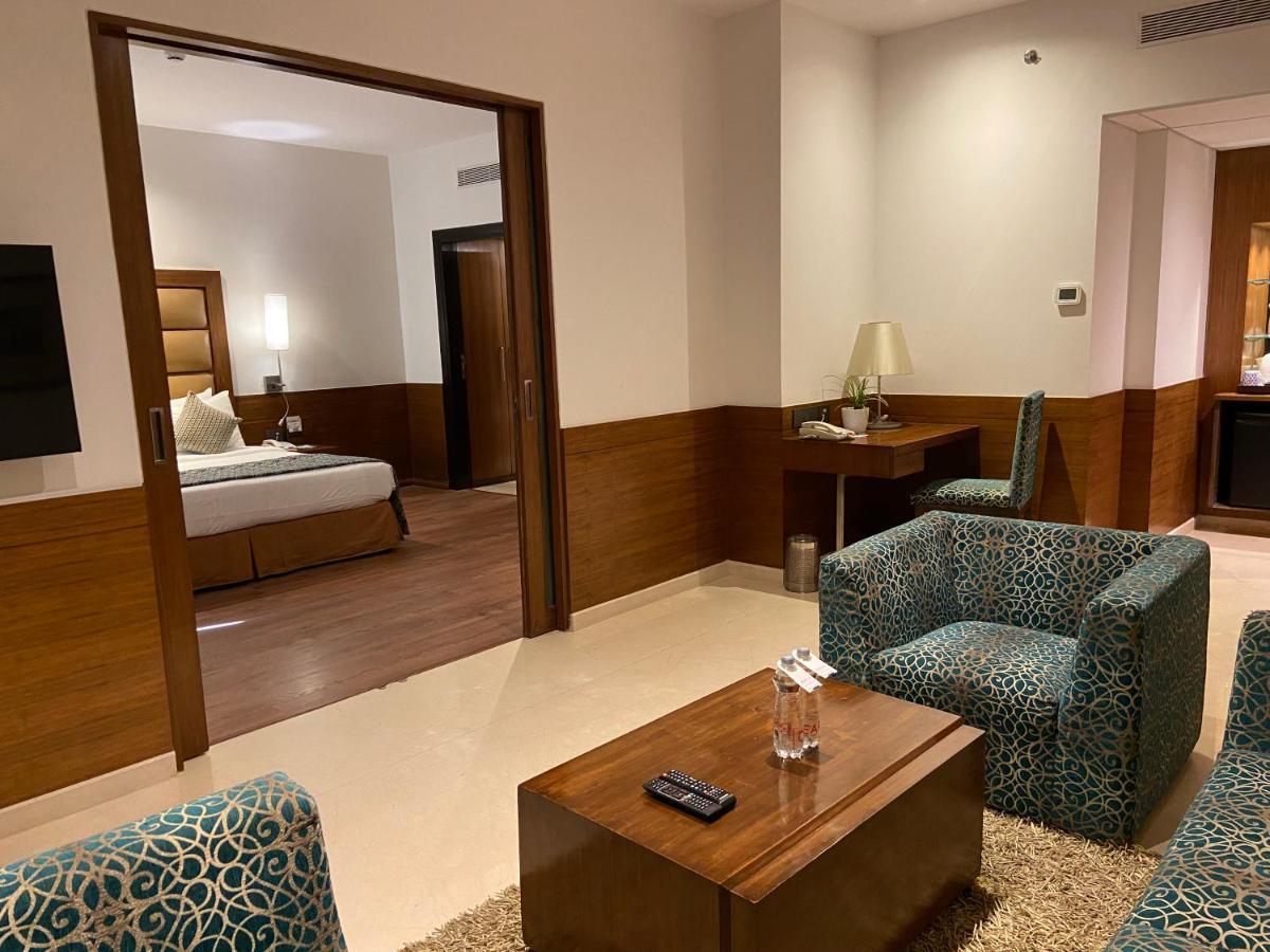 Fortune Select Exotica, Navi Mumbai - Member Itc Hotels' Group Bagian luar foto