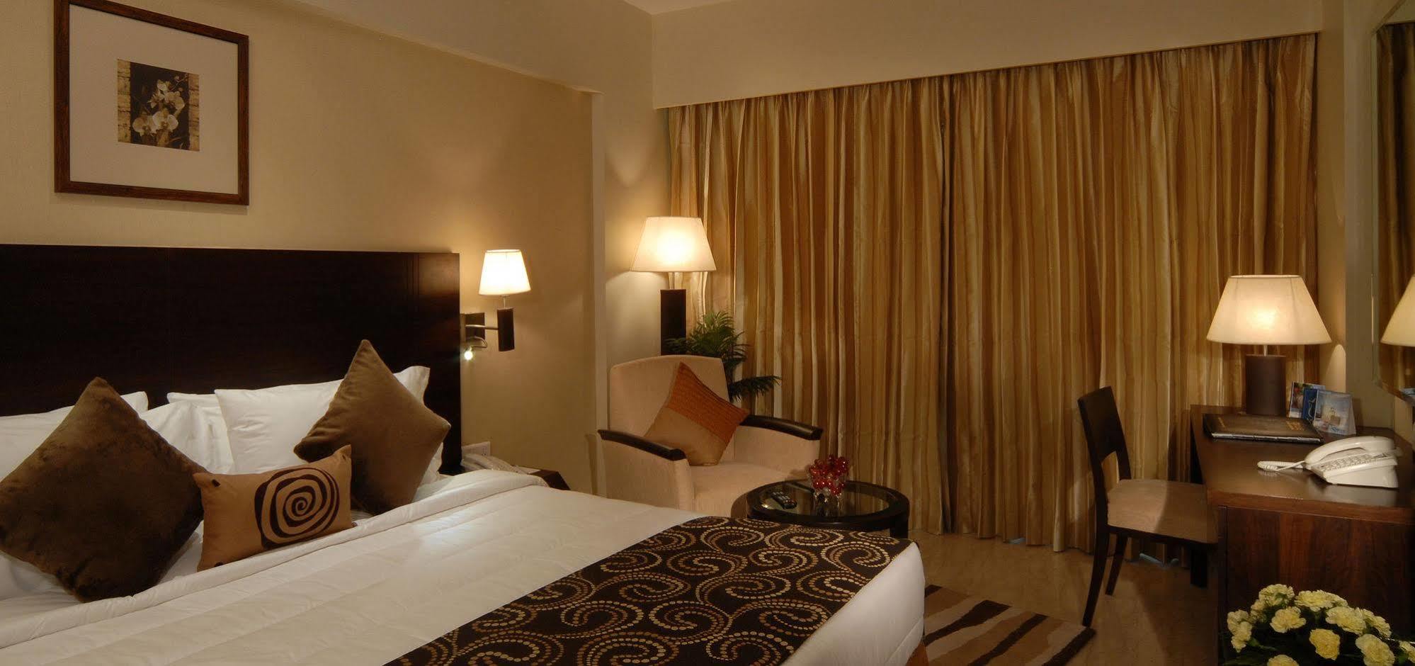 Fortune Select Exotica, Navi Mumbai - Member Itc Hotels' Group Bagian luar foto